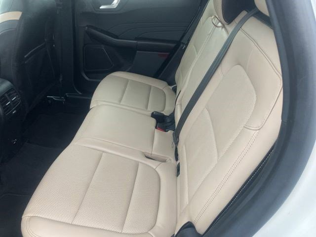 Used 2021 Ford Escape SEL w/ Technology Package FWD image 21