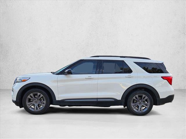 Used 2023 Ford Explorer XLT w/ Equipment Group 202A RWD image 8