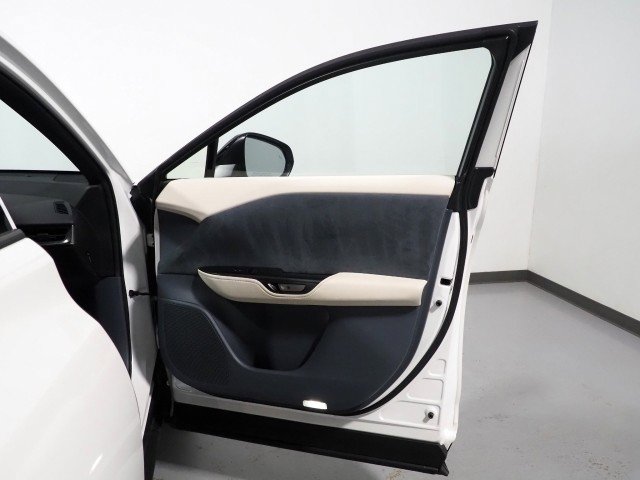 Used 2023 Lexus RZ 450e Luxury w/ Accessory Package (Z1) image 55