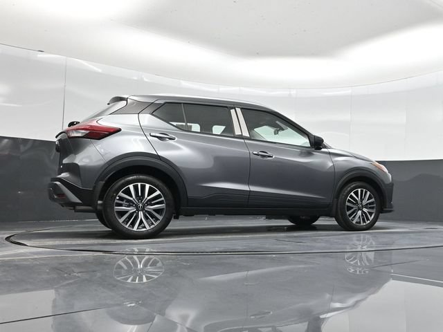 Used 2024 Nissan Kicks SV FWD image 47