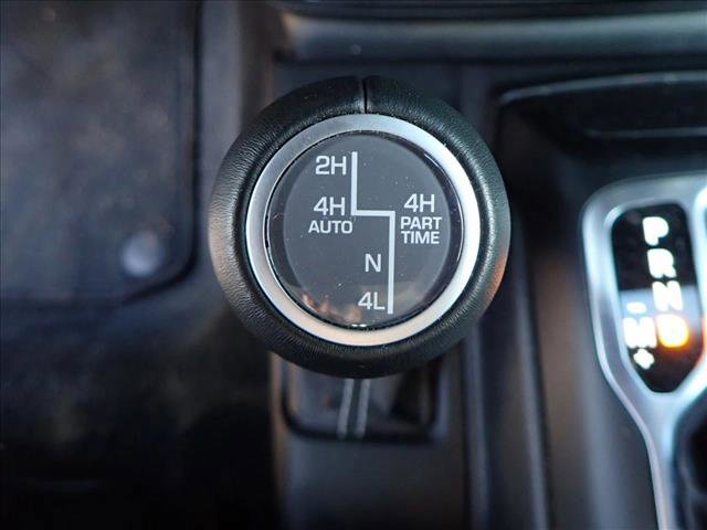 Used 2023 Jeep Wrangler Sahara w/ Cold Weather Group image 21