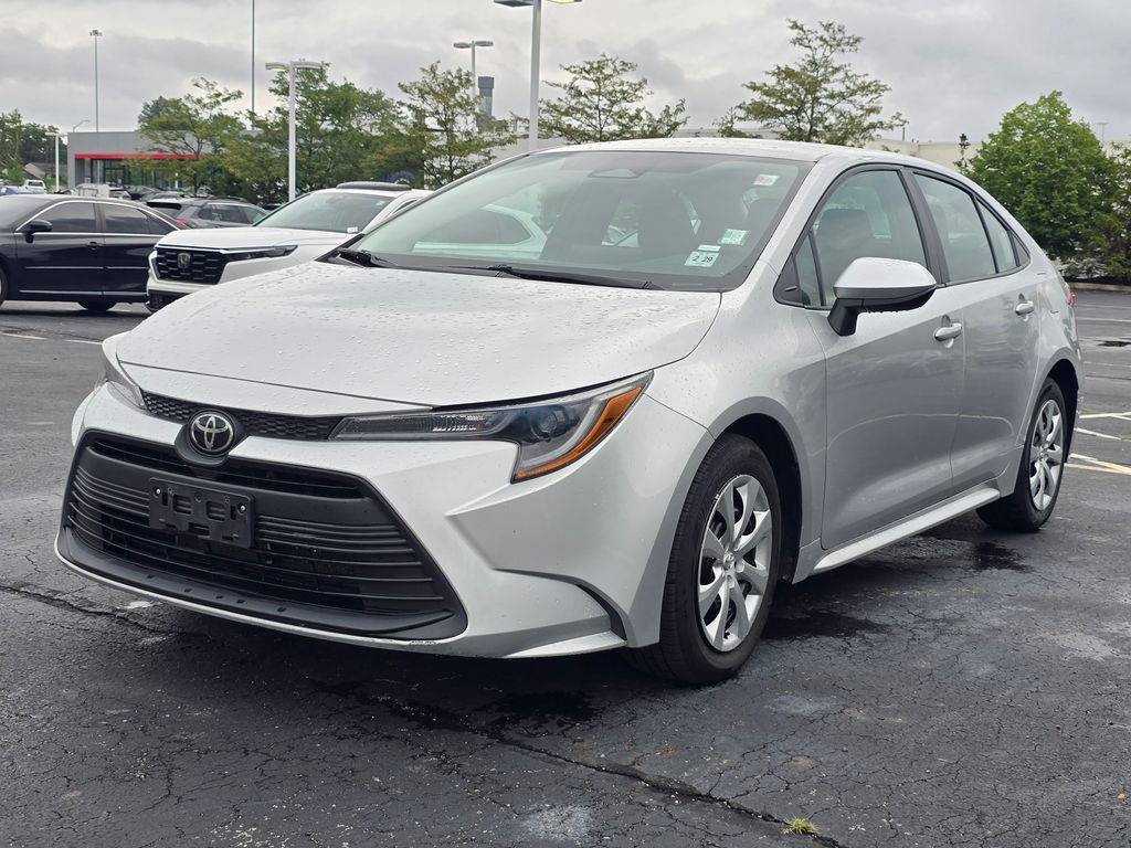 Certified 2024 Toyota Corolla LE FWD image 4