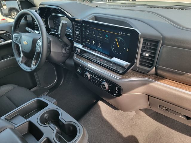 Certified 2024 Chevrolet Silverado 1500 LT AWD/4WD image 18