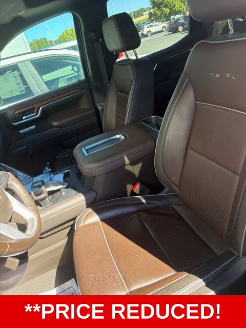 Used 2022 GMC Sierra 1500 Denali AWD/4WD image 2