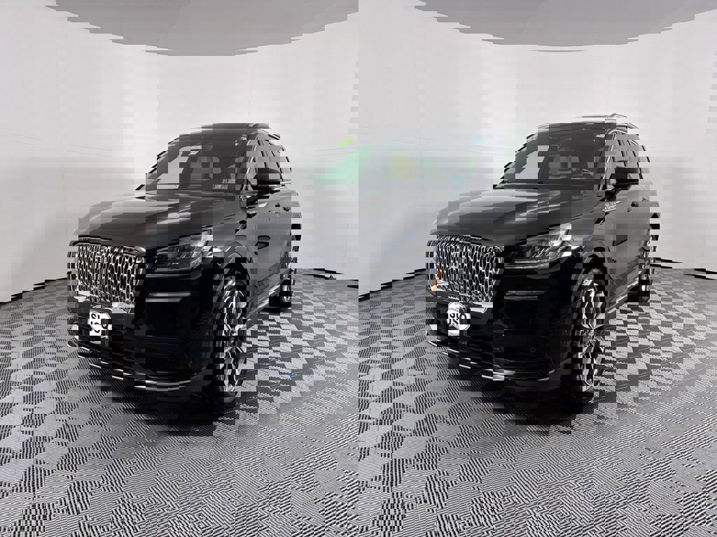 Used 2022 Lincoln Corsair Reserve w/ Equipment Group 201A image 18