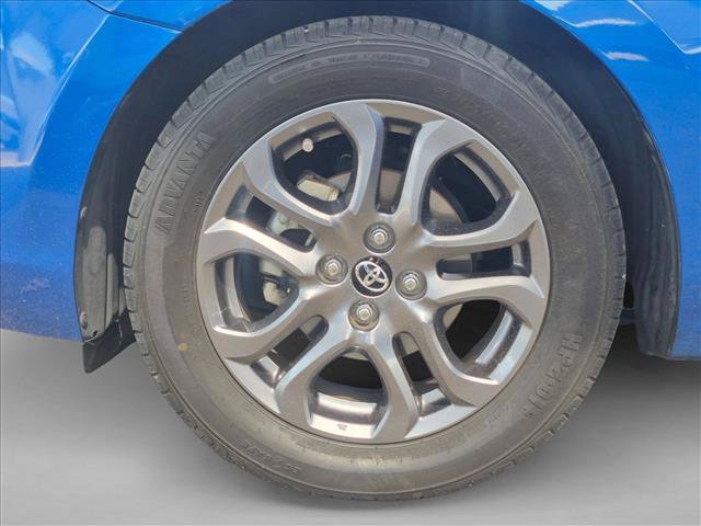 Used 2019 Toyota Yaris LE FWD image 21