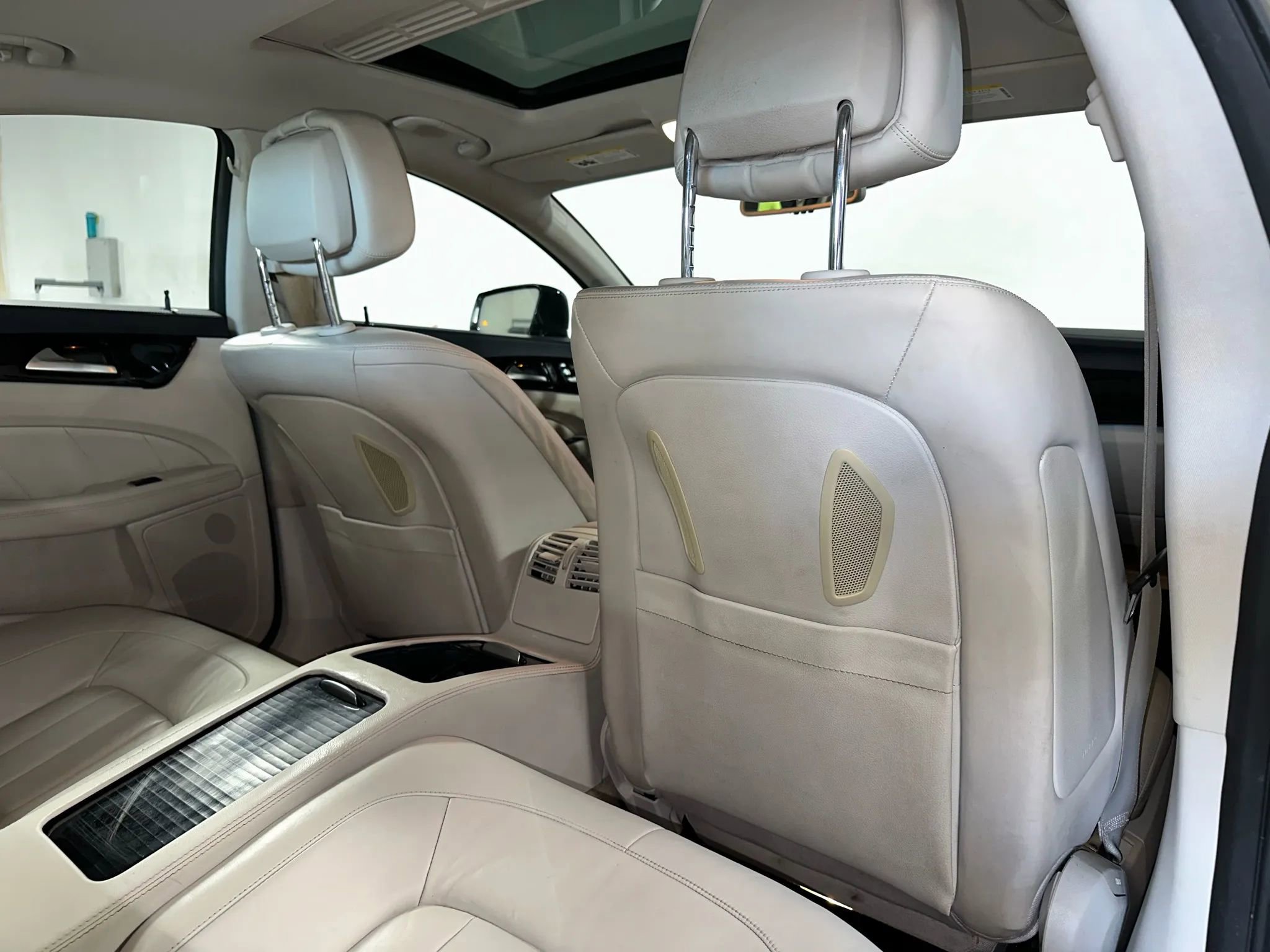 Used 2016 Mercedes-Benz CLS 550 4MATIC image 34