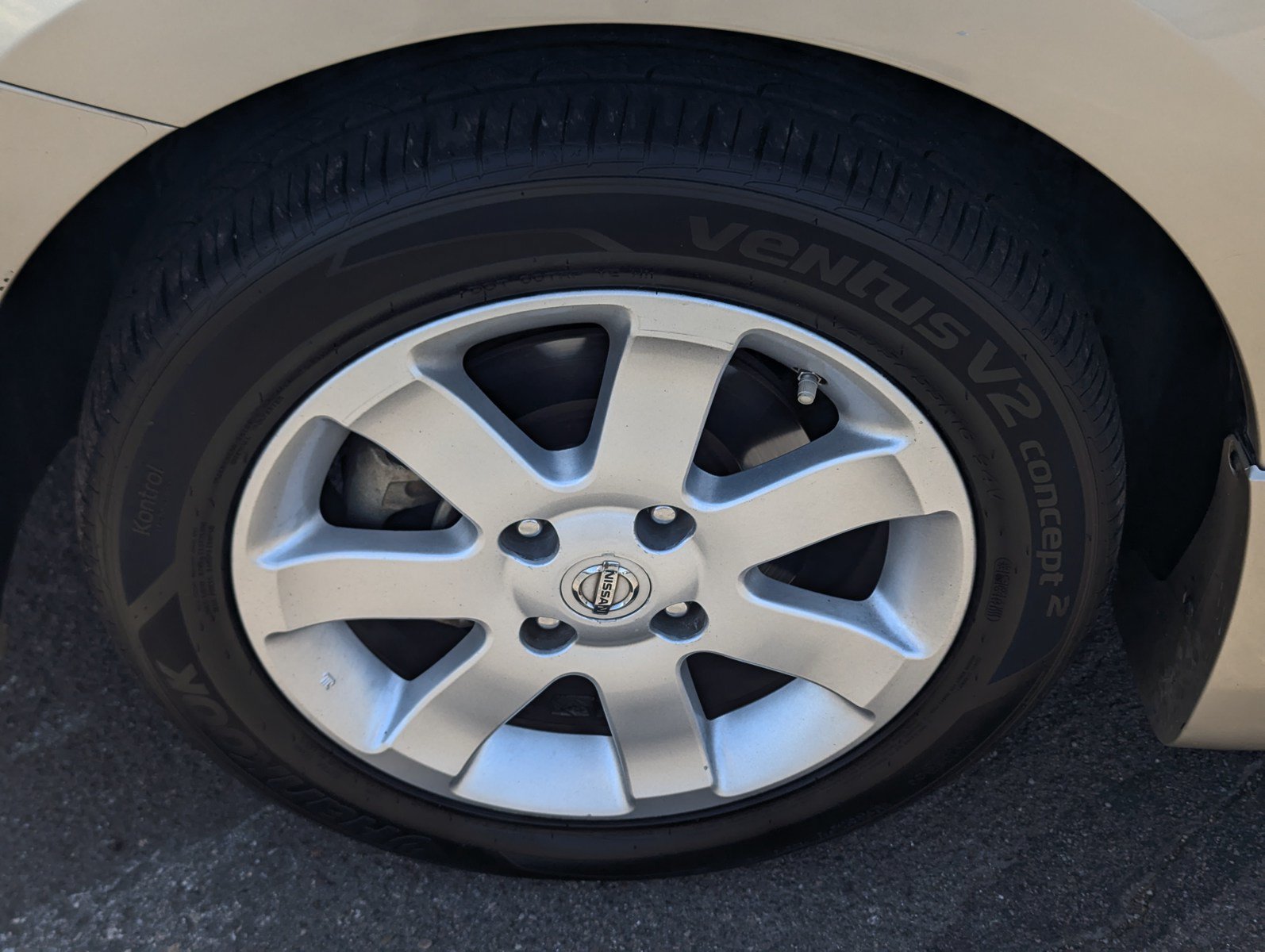 Used 2009 Nissan Sentra 2.0 S FE+ w/ Convenience Plus Pkg FWD image 7