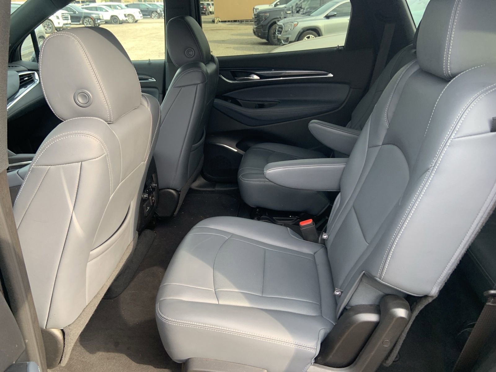 Used 2023 Buick Enclave Premium image 14