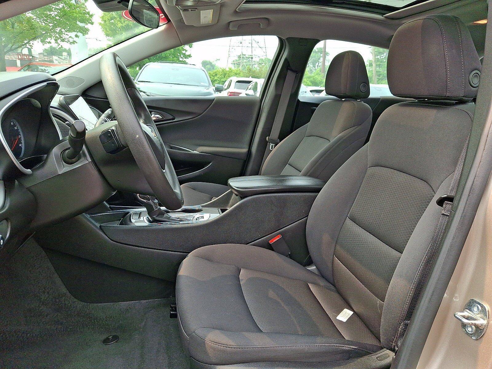 Used 2024 Chevrolet Malibu LT FWD image 13