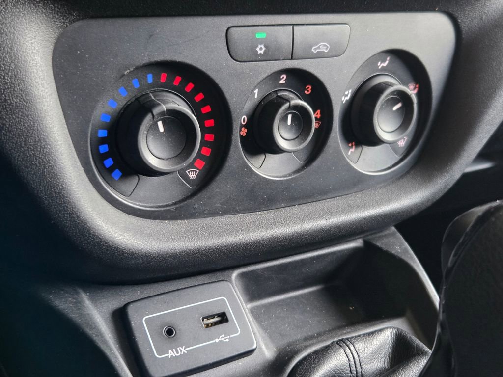 Used 2017 RAM ProMaster City Tradesman w/ Rear Back-up Camera Group FWD image 7