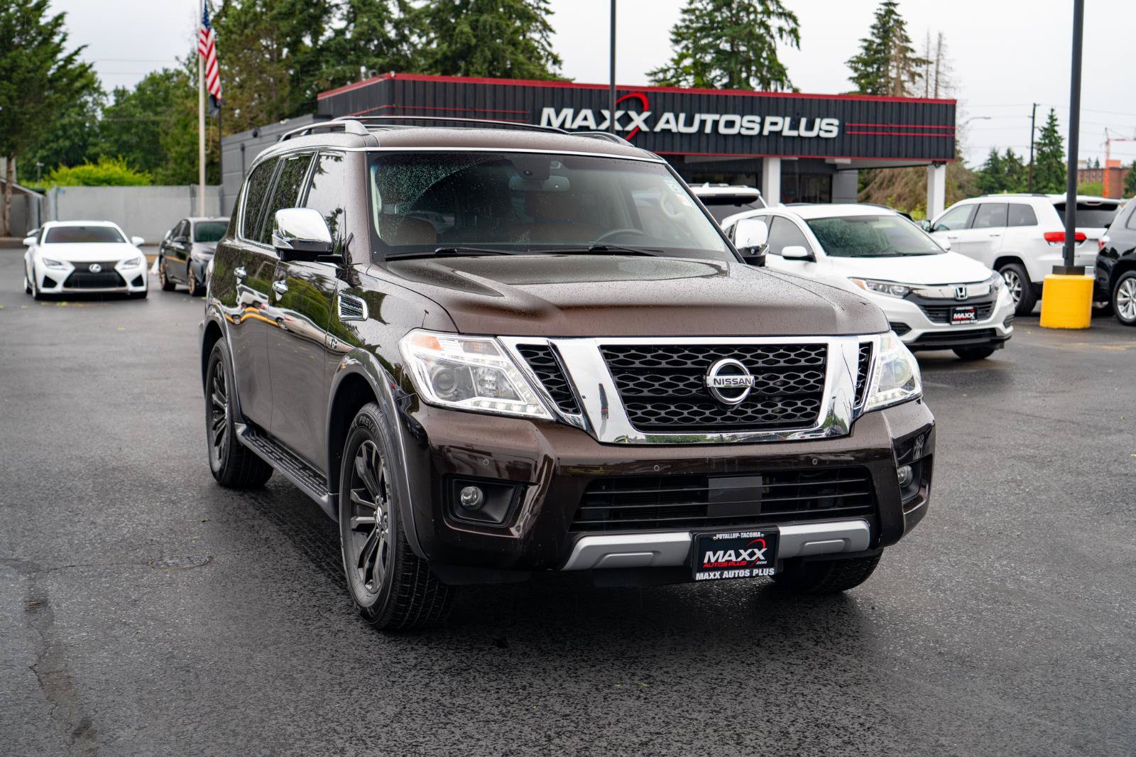 Used 2017 Nissan Armada Platinum w/ Captain Seat Package AWD/4WD image 2