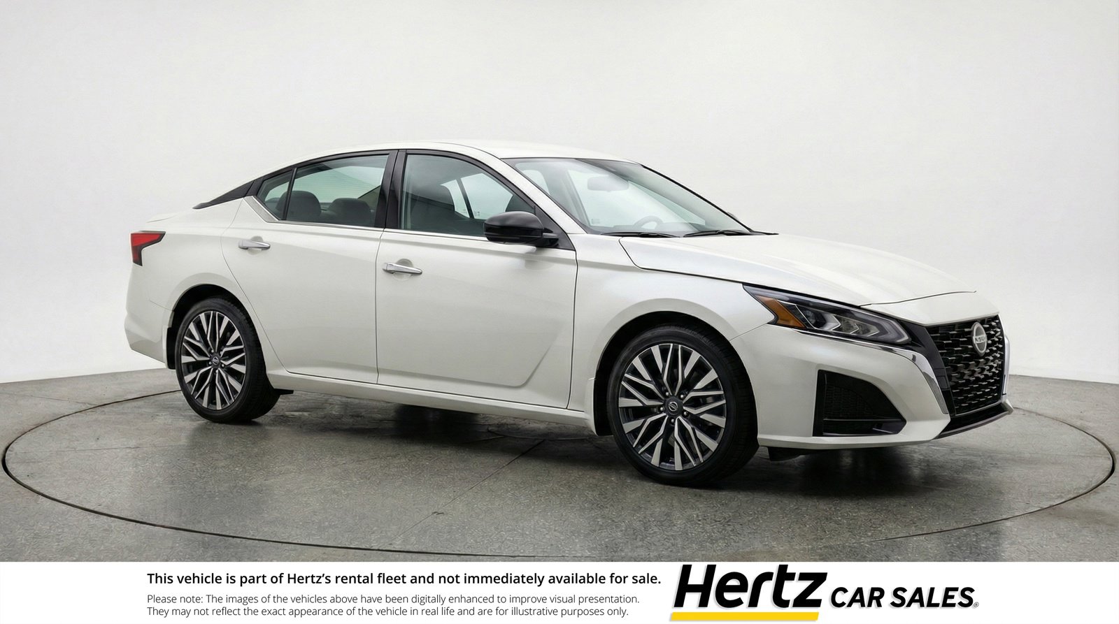 Used 2025 Nissan Altima 2.5 SV image 1