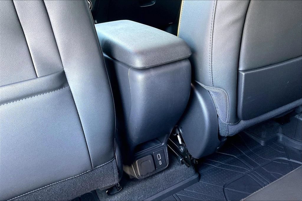 Used 2025 Chevrolet TrailBlazer ACTIV w/ Convenience Package FWD image 34