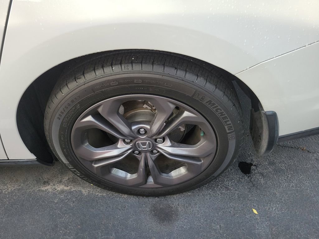 Certified 2023 Honda Accord EX image 15