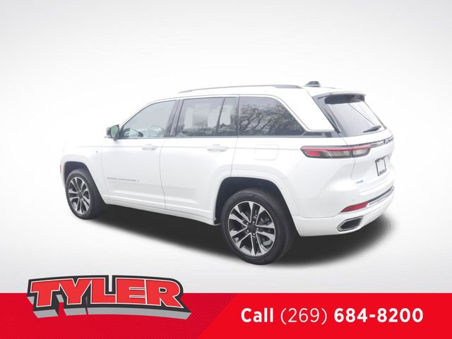 Used 2022 Jeep Grand Cherokee Overland w/ Luxury Tech Group IV AWD/4WD image 5