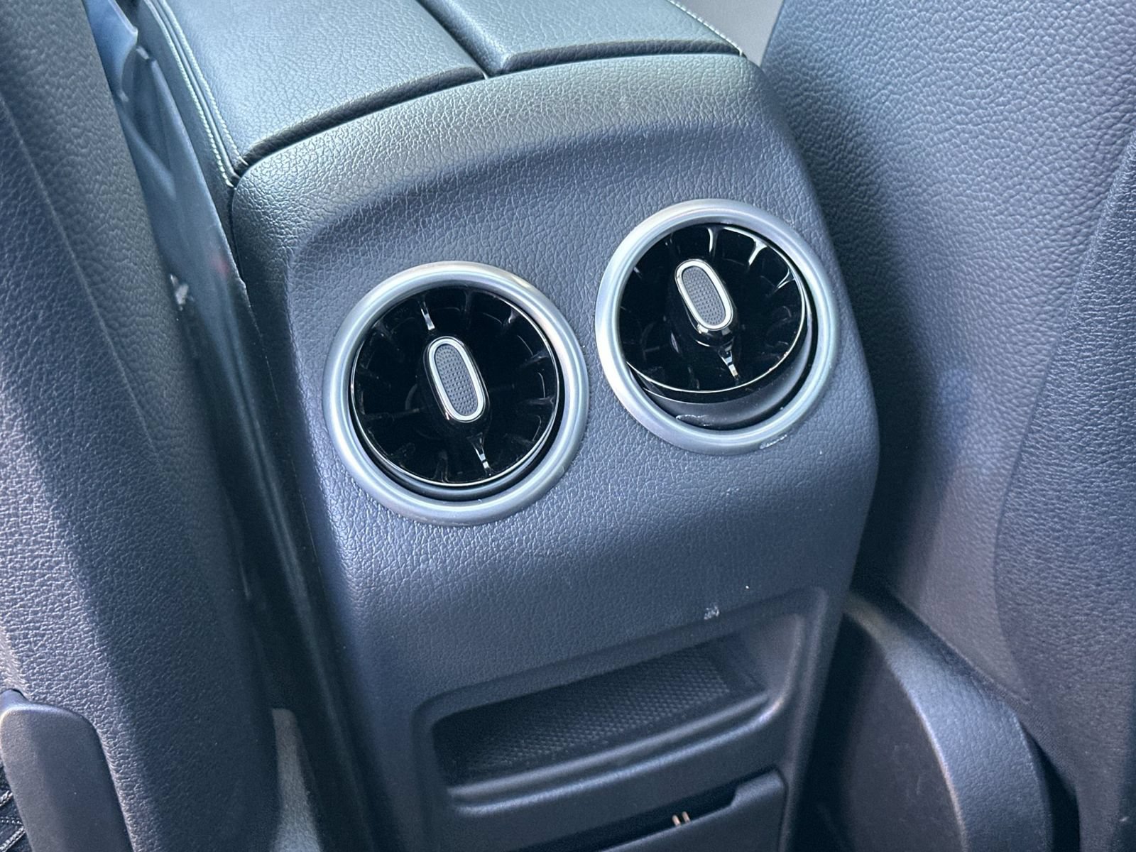 Certified 2026 Mercedes-Benz GLB 250 image 13