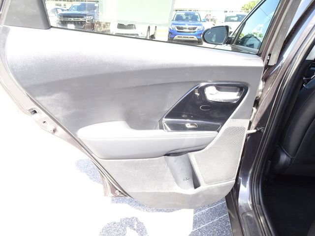 Used 2019 Kia Niro S Touring image 16