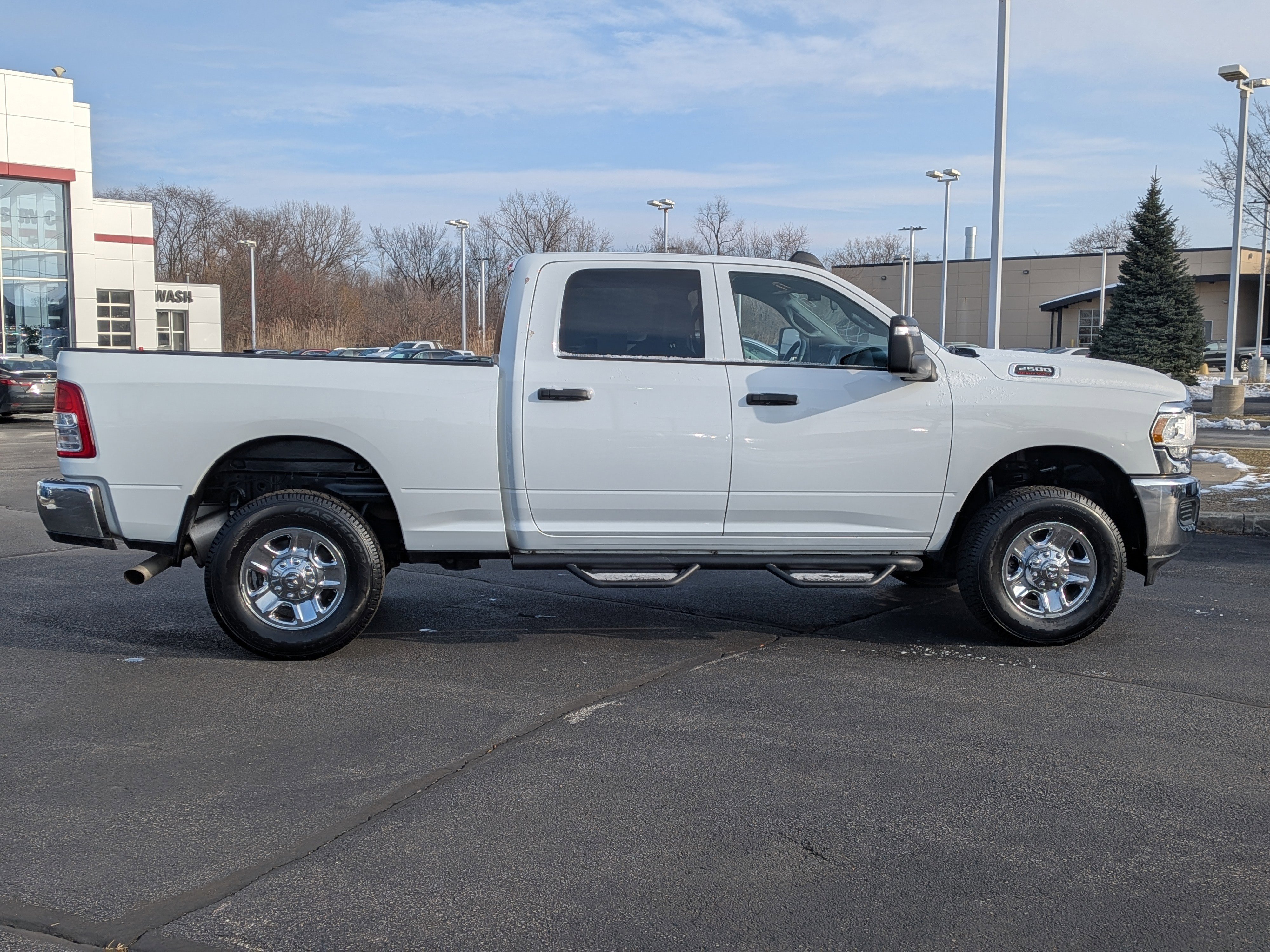 Used 2024 RAM 2500 Tradesman w/ Chrome Appearance Group image 10