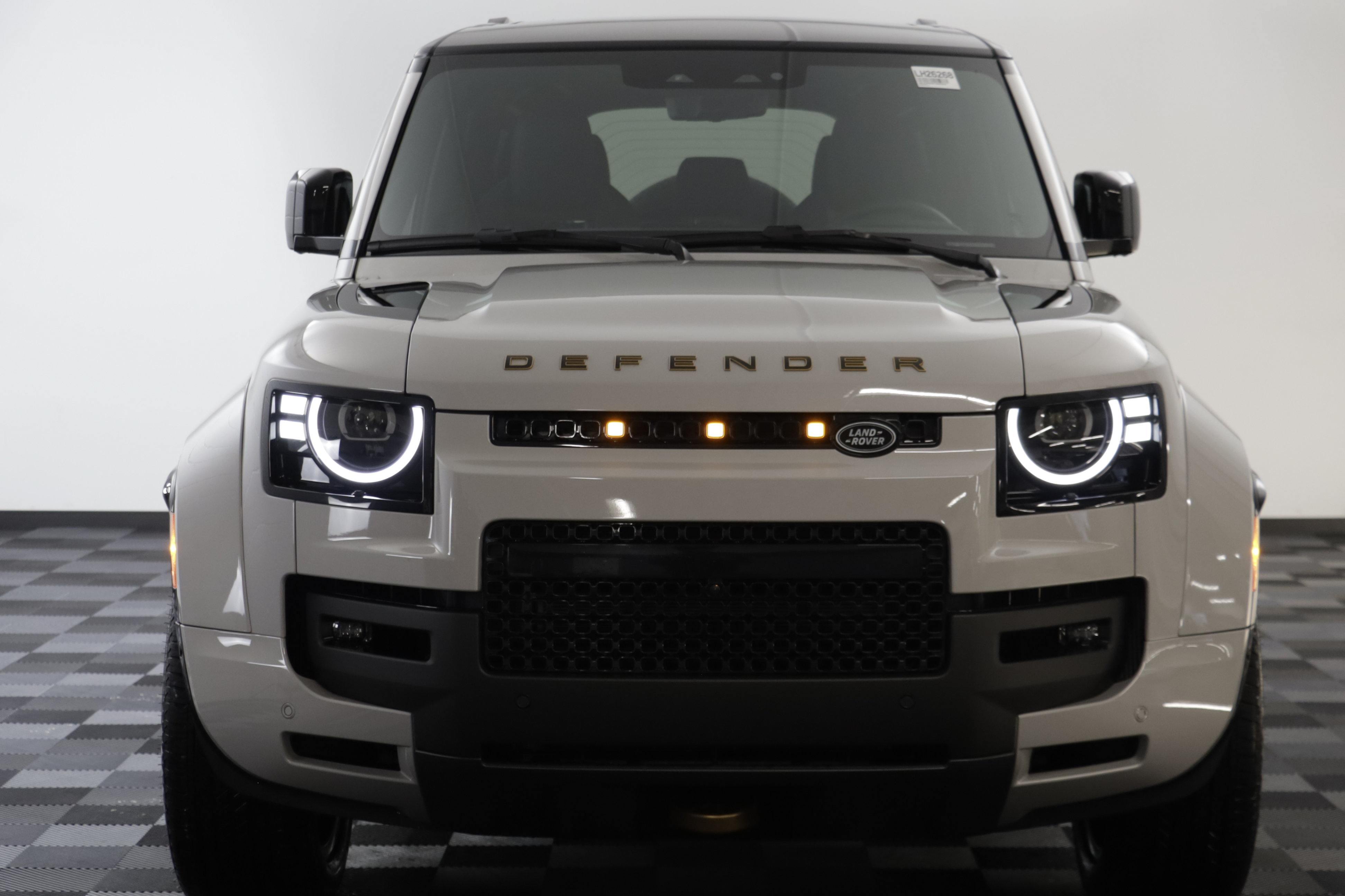 New 2026 Land Rover Defender 110 OCTA AWD/4WD image 26