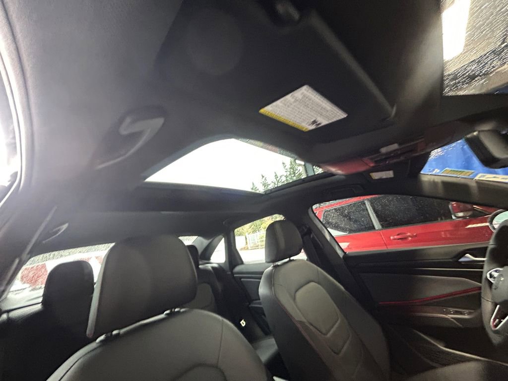 Used 2025 Volkswagen Jetta GLI Autobahn w/ GLI Black Package image 27