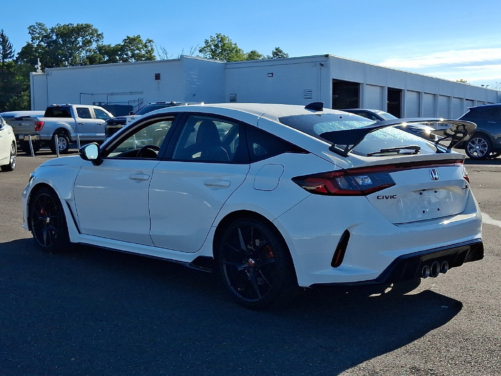 Used 2025 Honda Civic Type R image 4