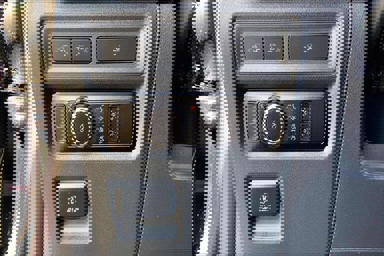 Used 2023 Ford F150 XLT image 32