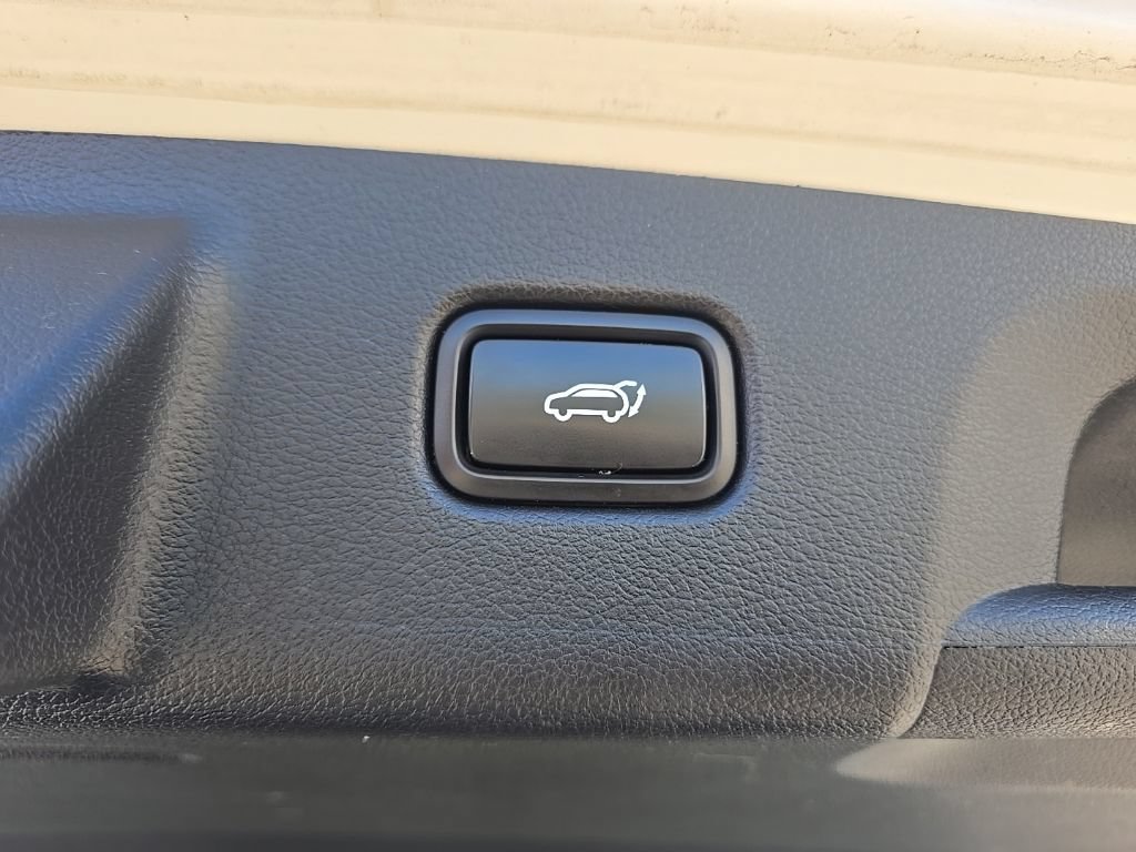 Used 2024 Hyundai Palisade Limited AWD/4WD image 7