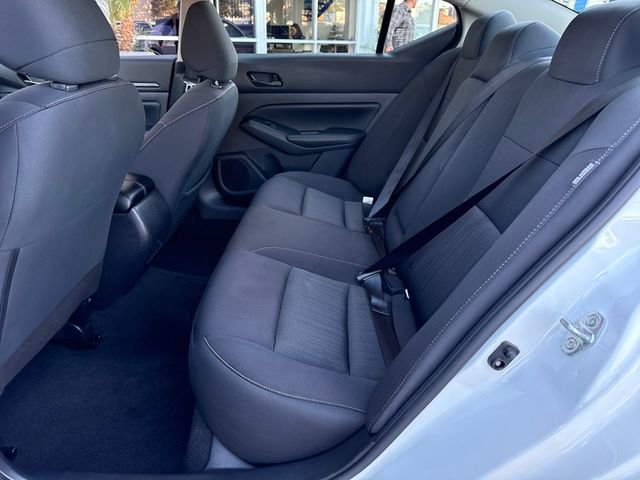 Used 2025 Nissan Altima 2.5 SV FWD image 24