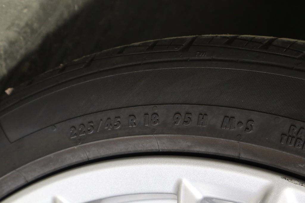 Used 2024 BMW 330i Sedan RWD image 46