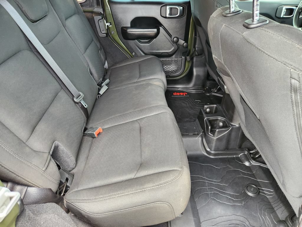 Used 2020 Jeep Wrangler Unlimited Sport AWD/4WD image 32