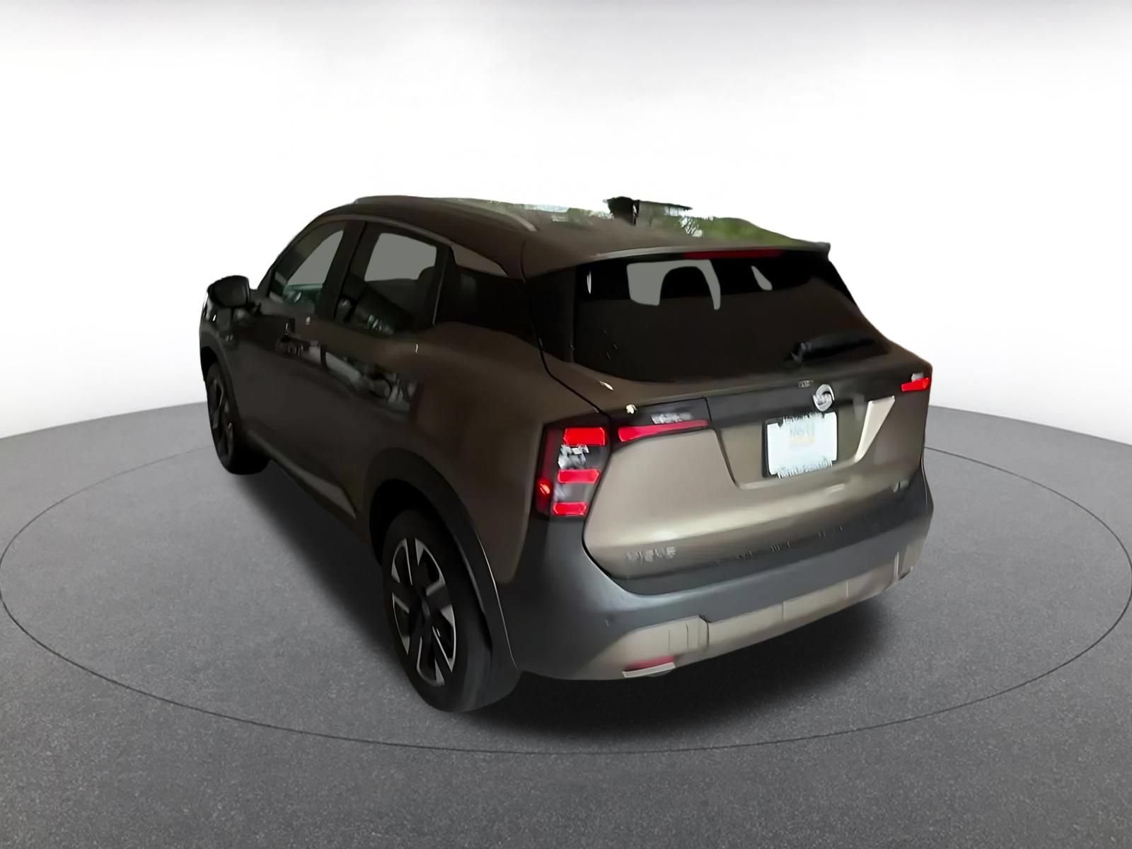 Used 2026 Nissan Kicks SV w/ Cold Weather Package AWD/4WD image 11