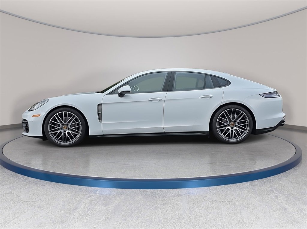Used 2023 Porsche Panamera 4 Platinum Edition image 9