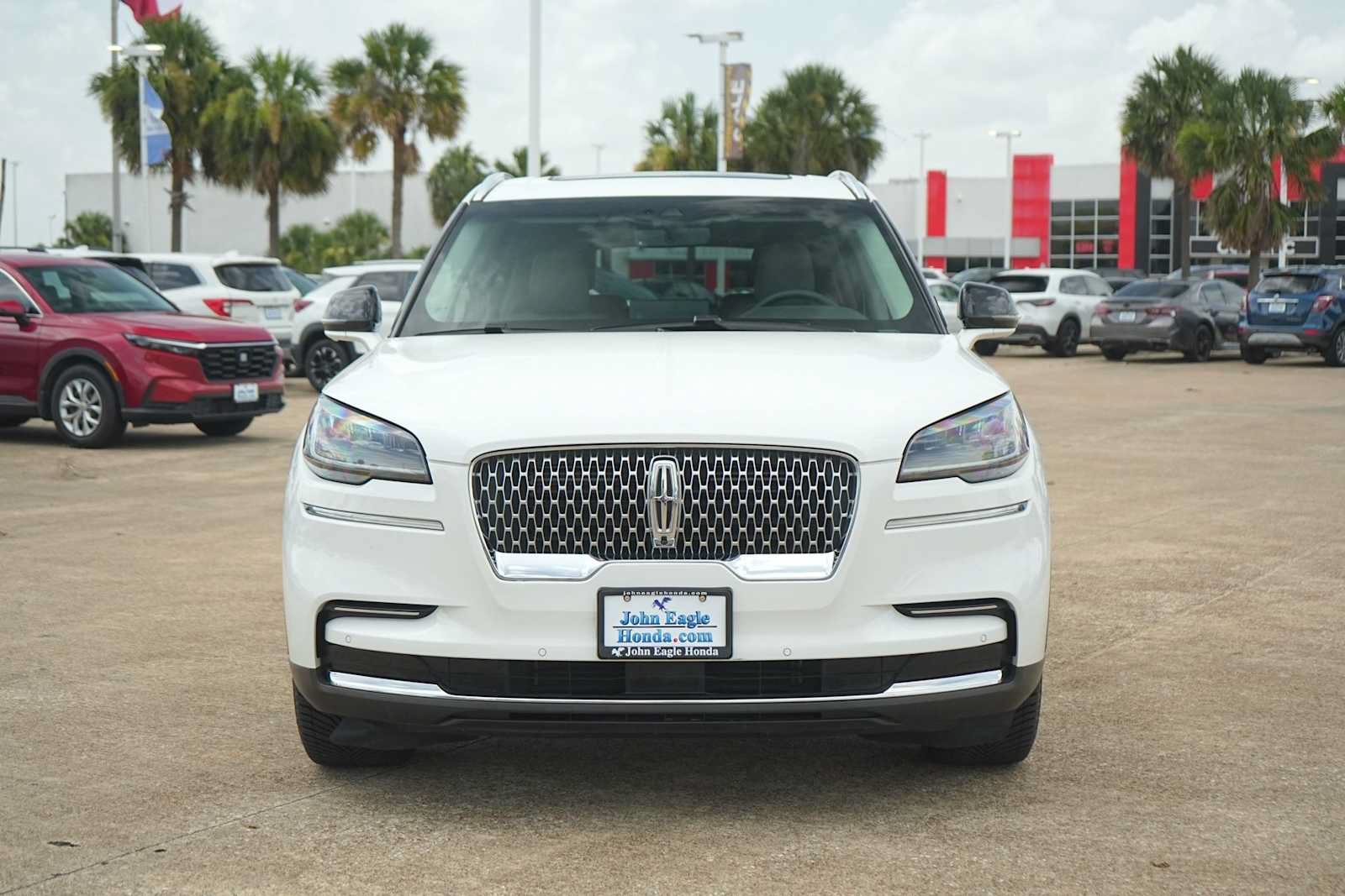 Used 2024 Lincoln Aviator Reserve w/ Equipment Group 201A RWD image 6