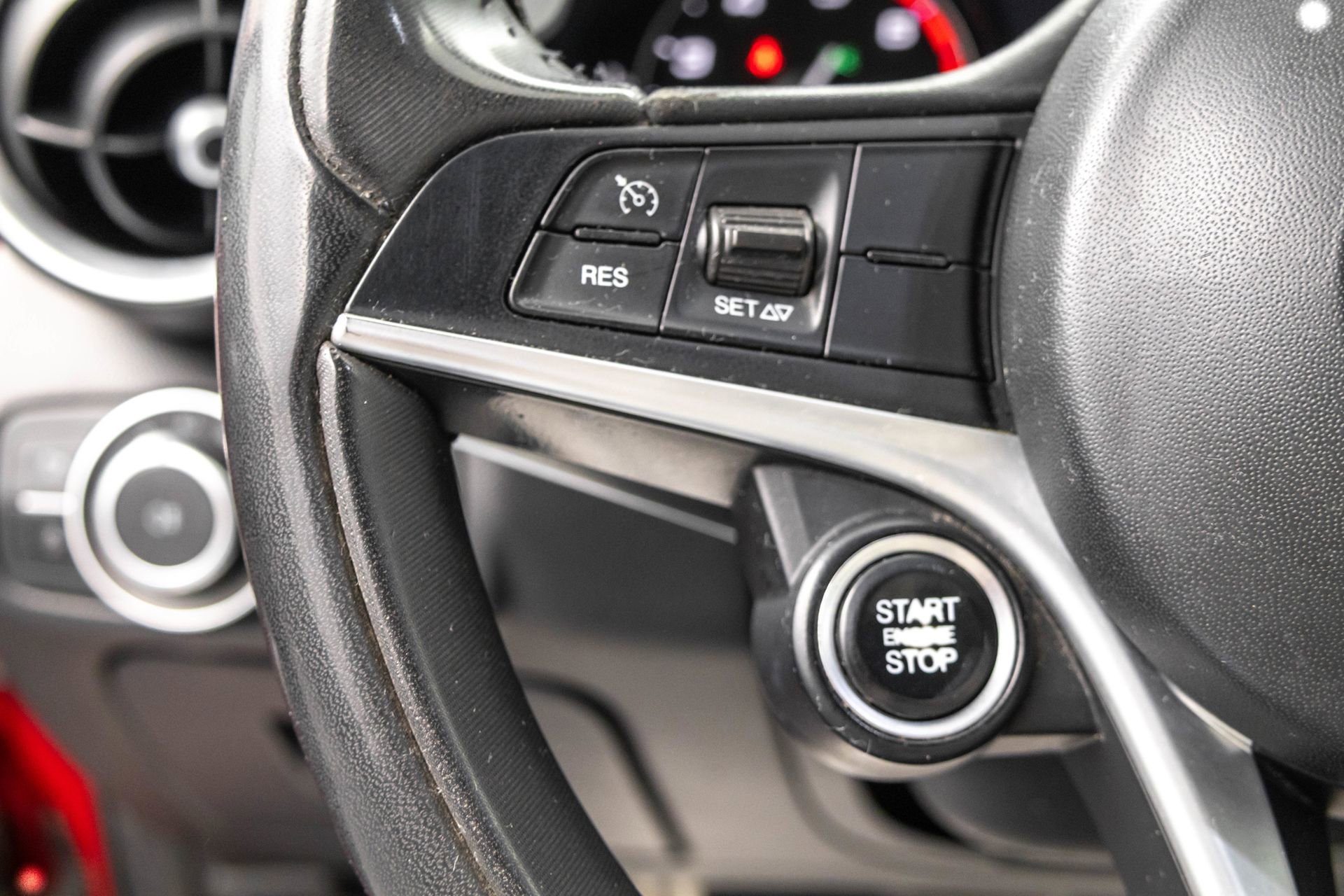 Used 2017 Alfa Romeo Giulia AWD w/ Sport Appearance Package image 19