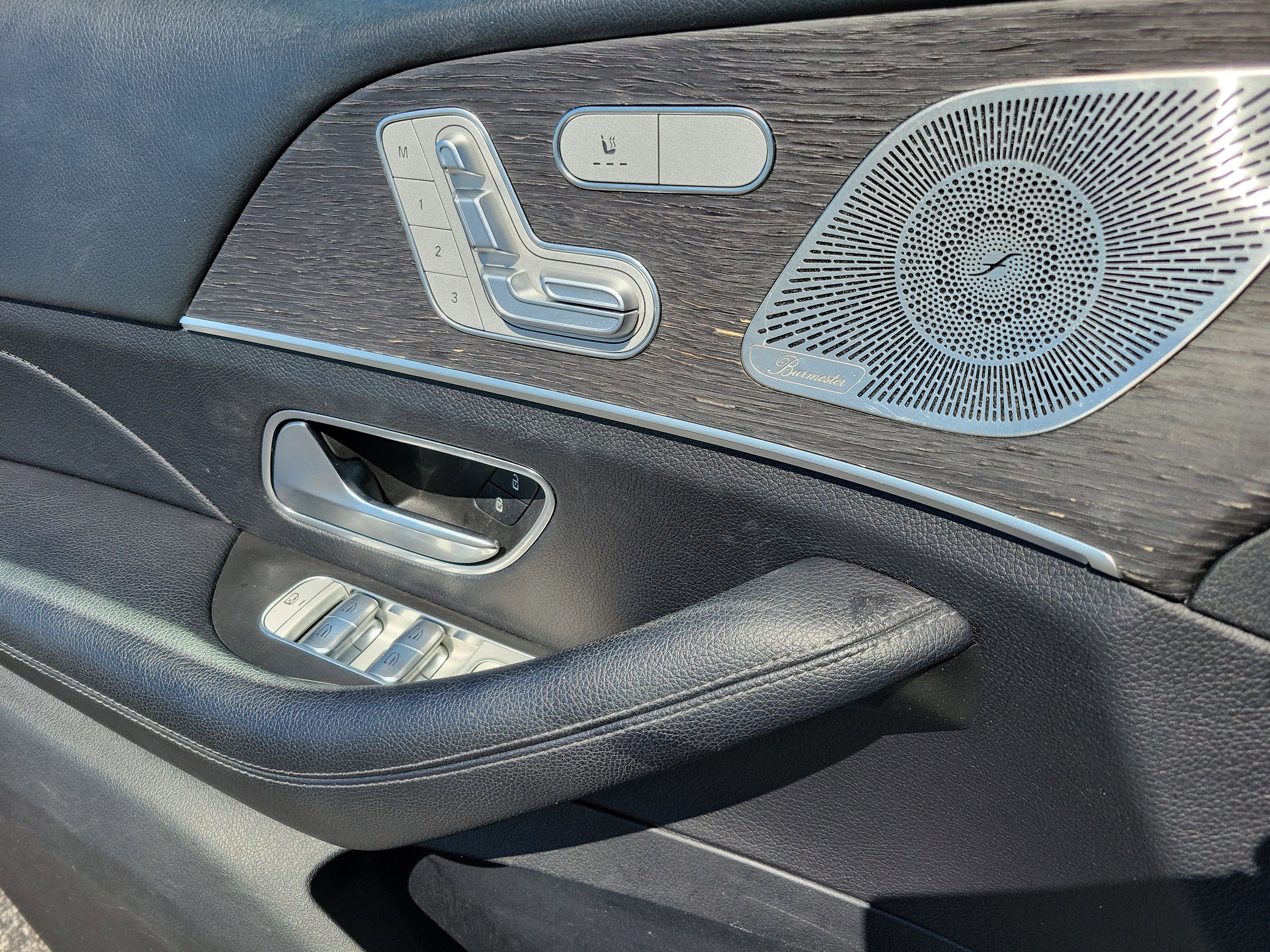 Used 2022 Mercedes-Benz GLE 350 w/ Premium Package image 8