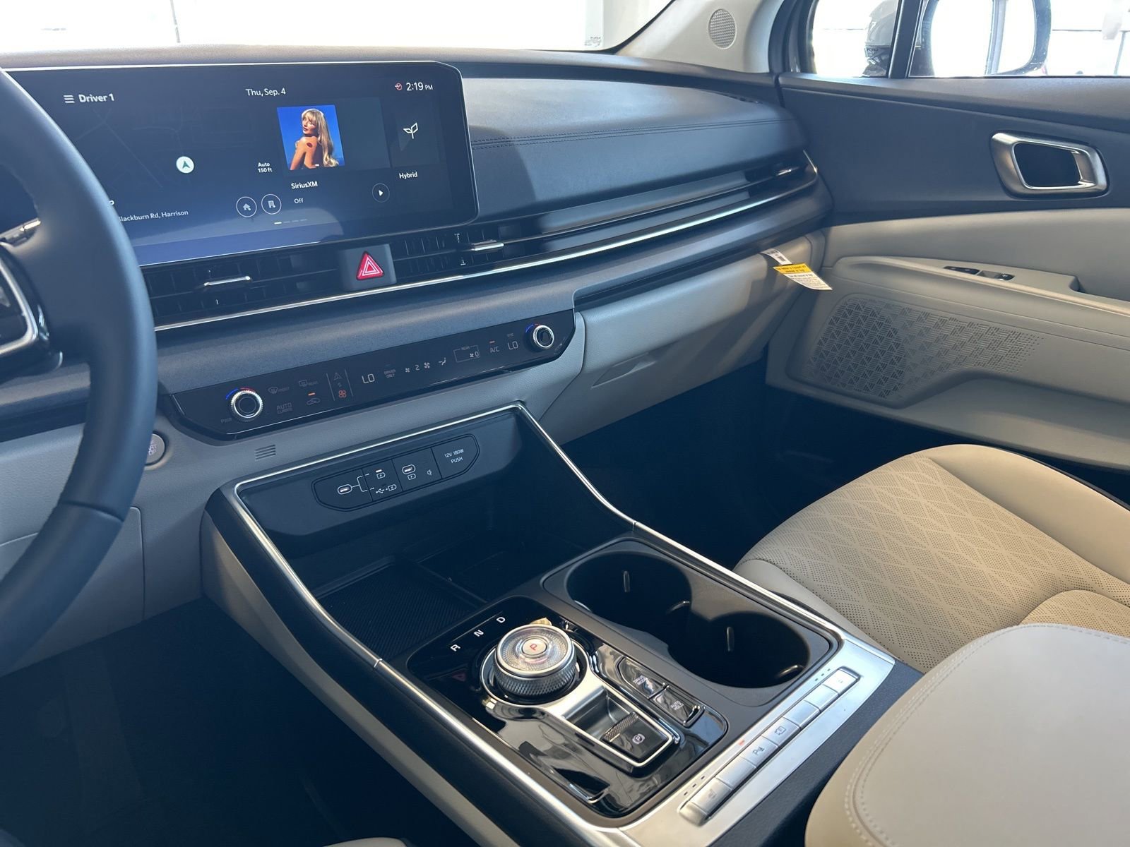 New 2026 Kia Carnival EX image 31