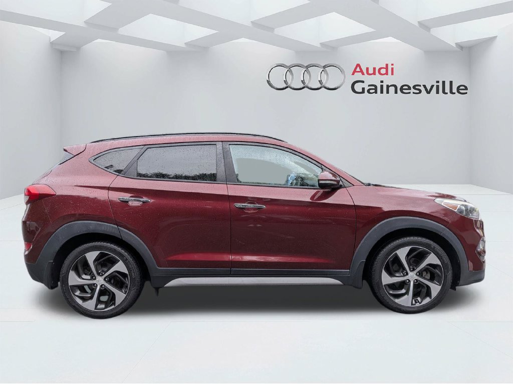 Used 2017 Hyundai Tucson Limited w/ Limited Ultimate Package 03 FWD image 2