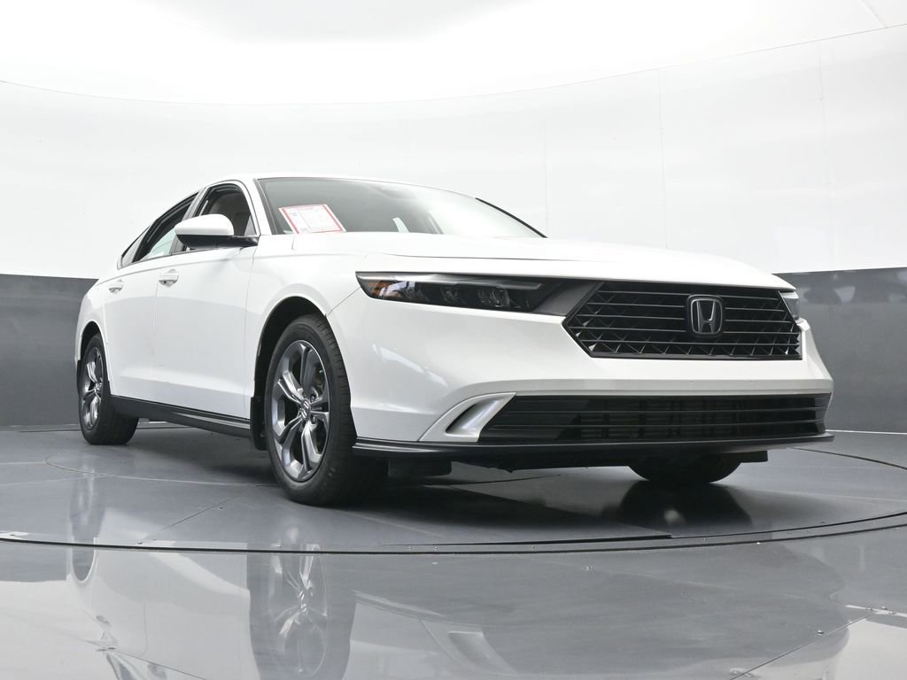 Used 2023 Honda Accord EX image 64