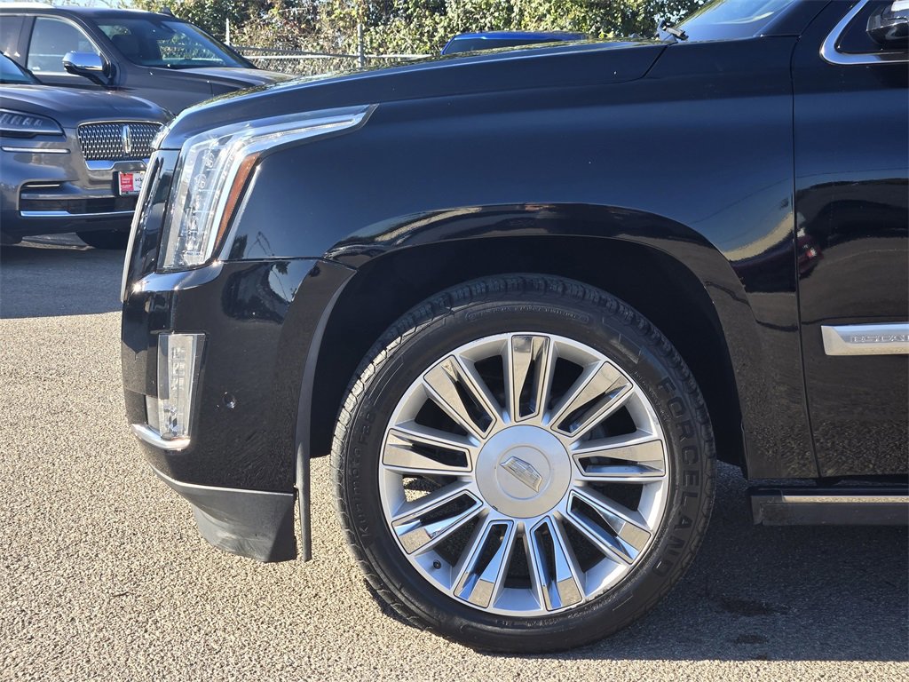 Used 2018 Cadillac Escalade ESV Platinum image 6