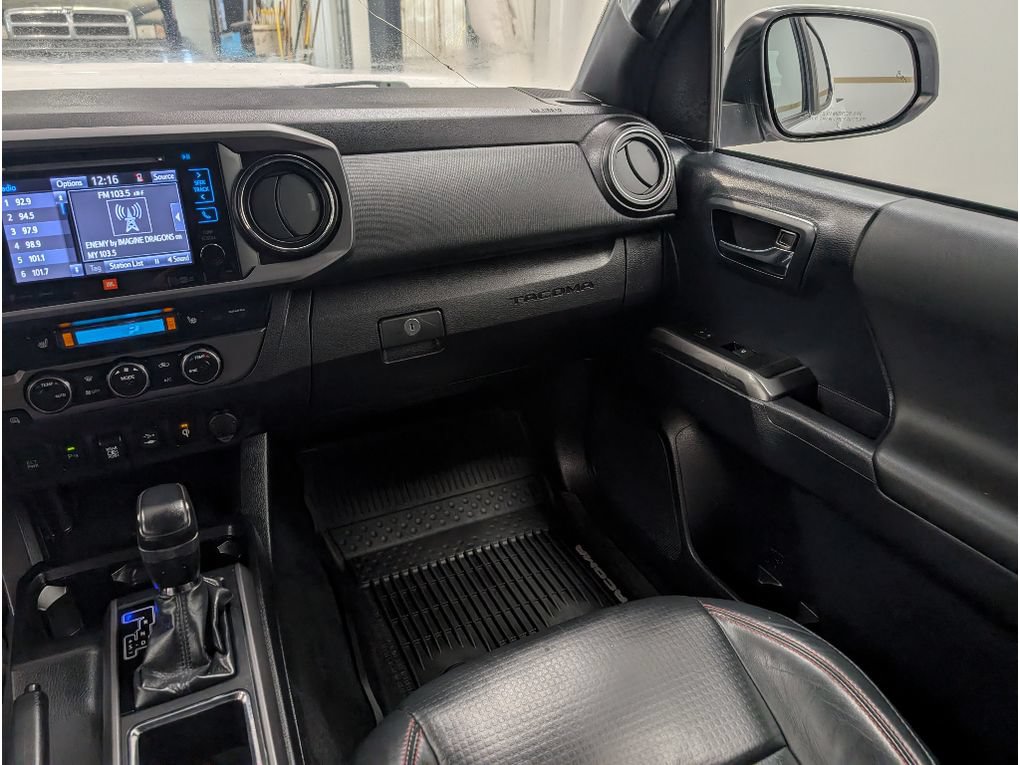 Used 2019 Toyota Tacoma TRD Pro AWD/4WD image 13
