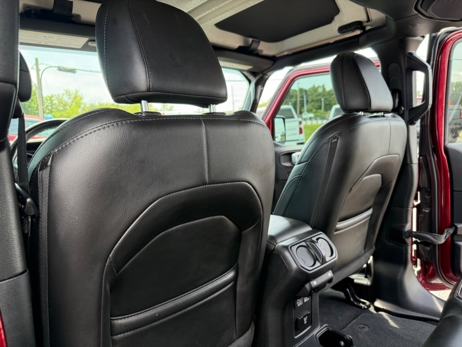 Used 2021 Jeep Gladiator Overland image 26