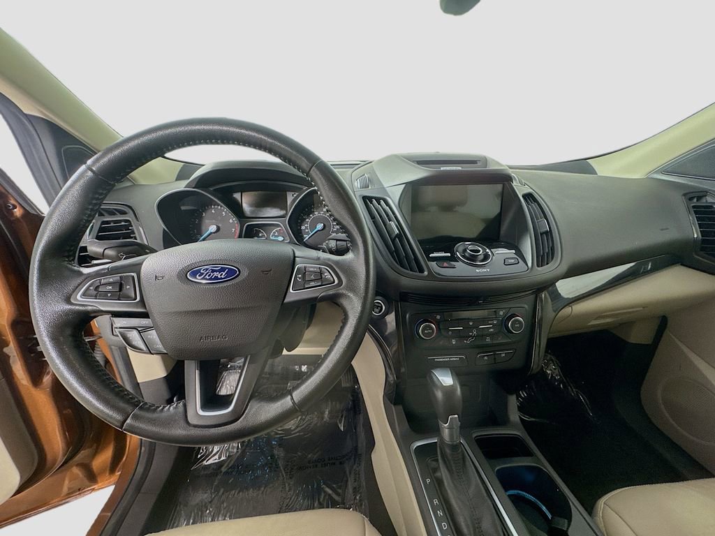 Used 2017 Ford Escape Titanium FWD image 13