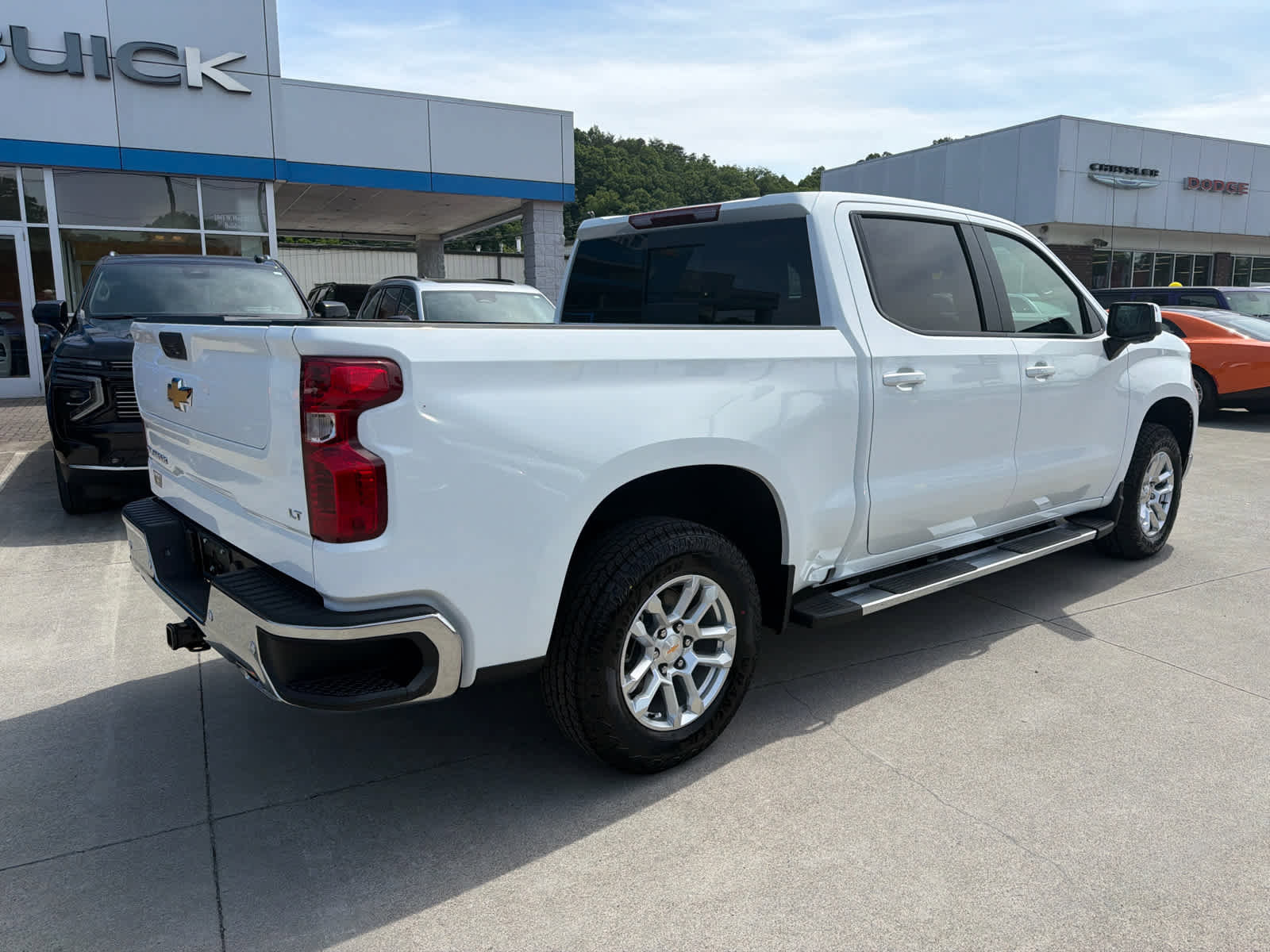 New 2026 Chevrolet Silverado 1500 LT AWD/4WD image 6
