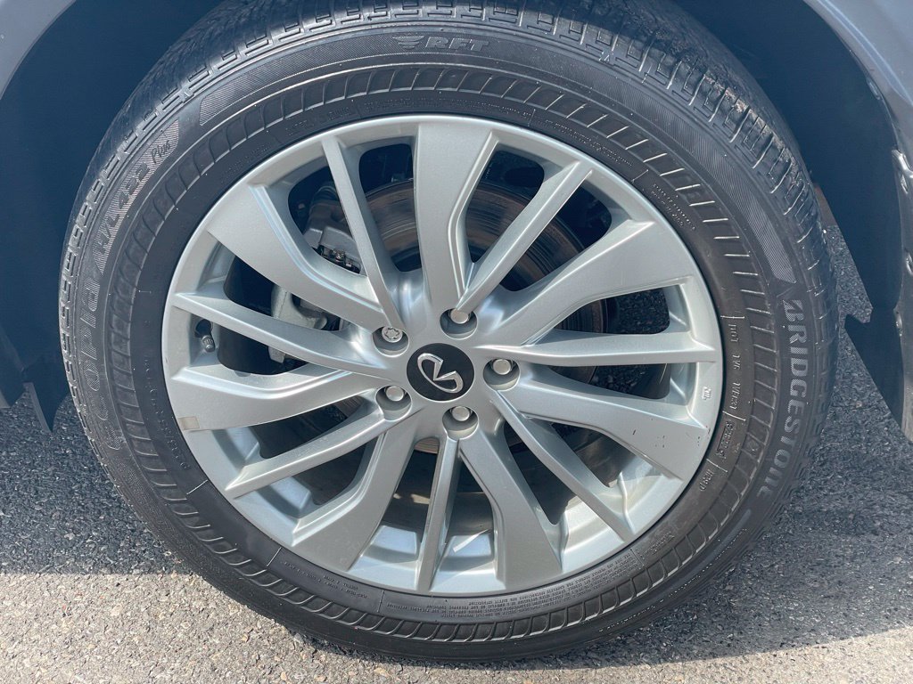 Used 2023 INFINITI QX50 Luxe AWD/4WD image 30