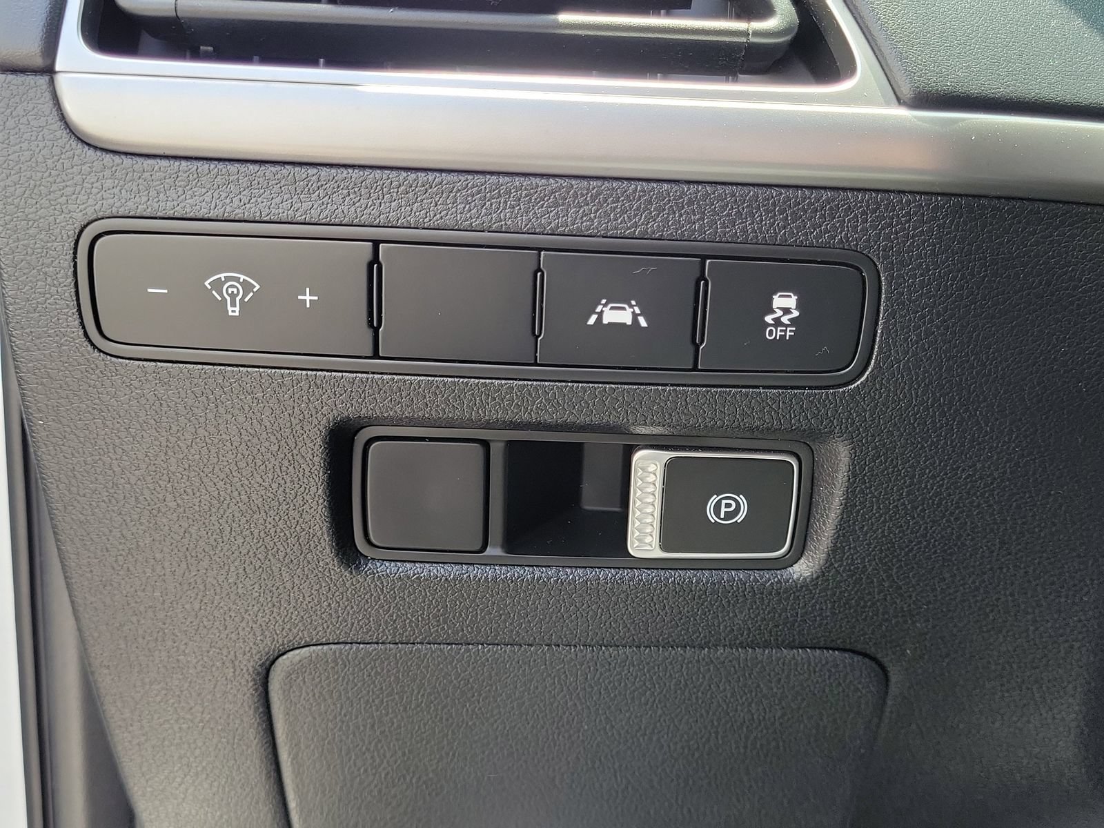 Used 2020 Hyundai Palisade SE FWD image 12