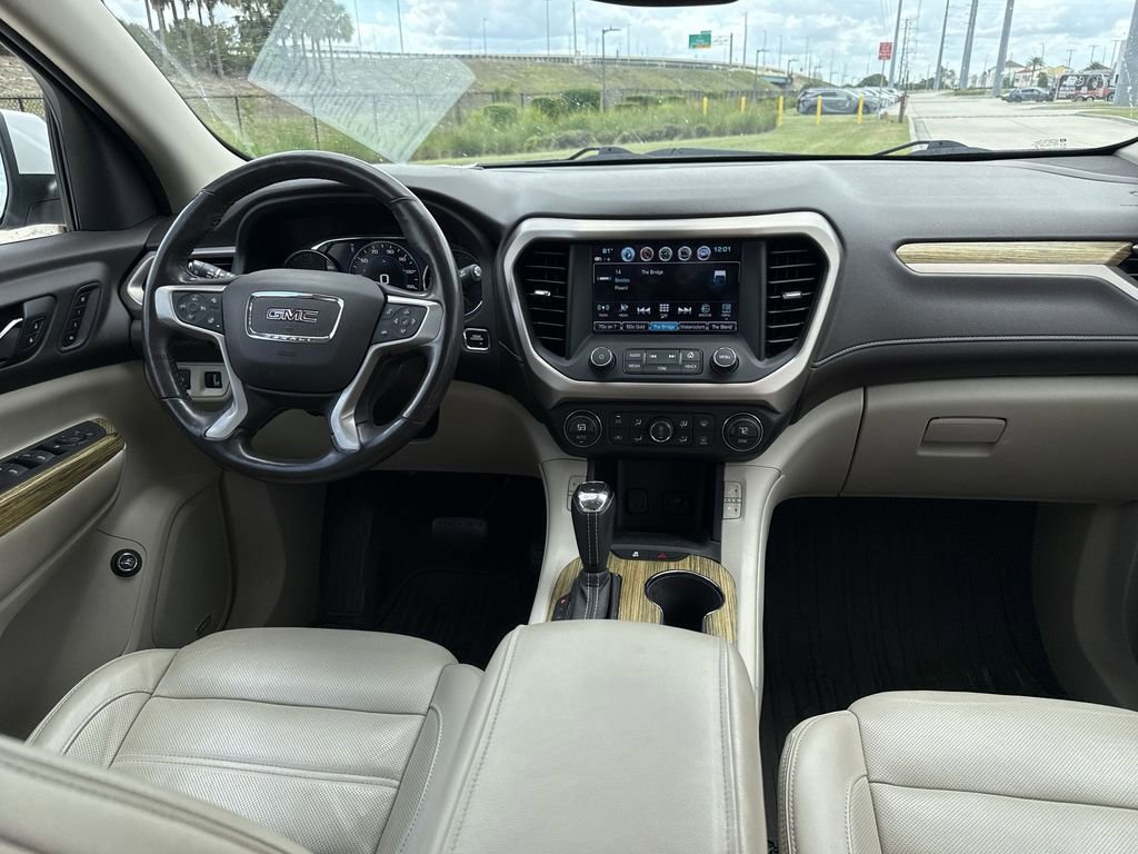 Used 2019 GMC Acadia Denali image 19