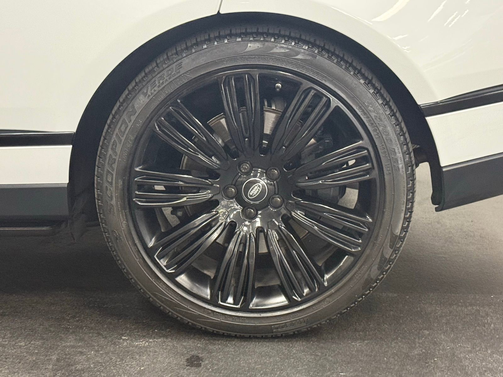 Used 2021 Land Rover Range Rover Westminster Edition image 15