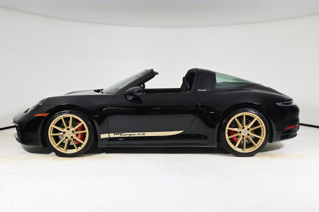 Certified 2022 Porsche 911 Targa 4S image 2