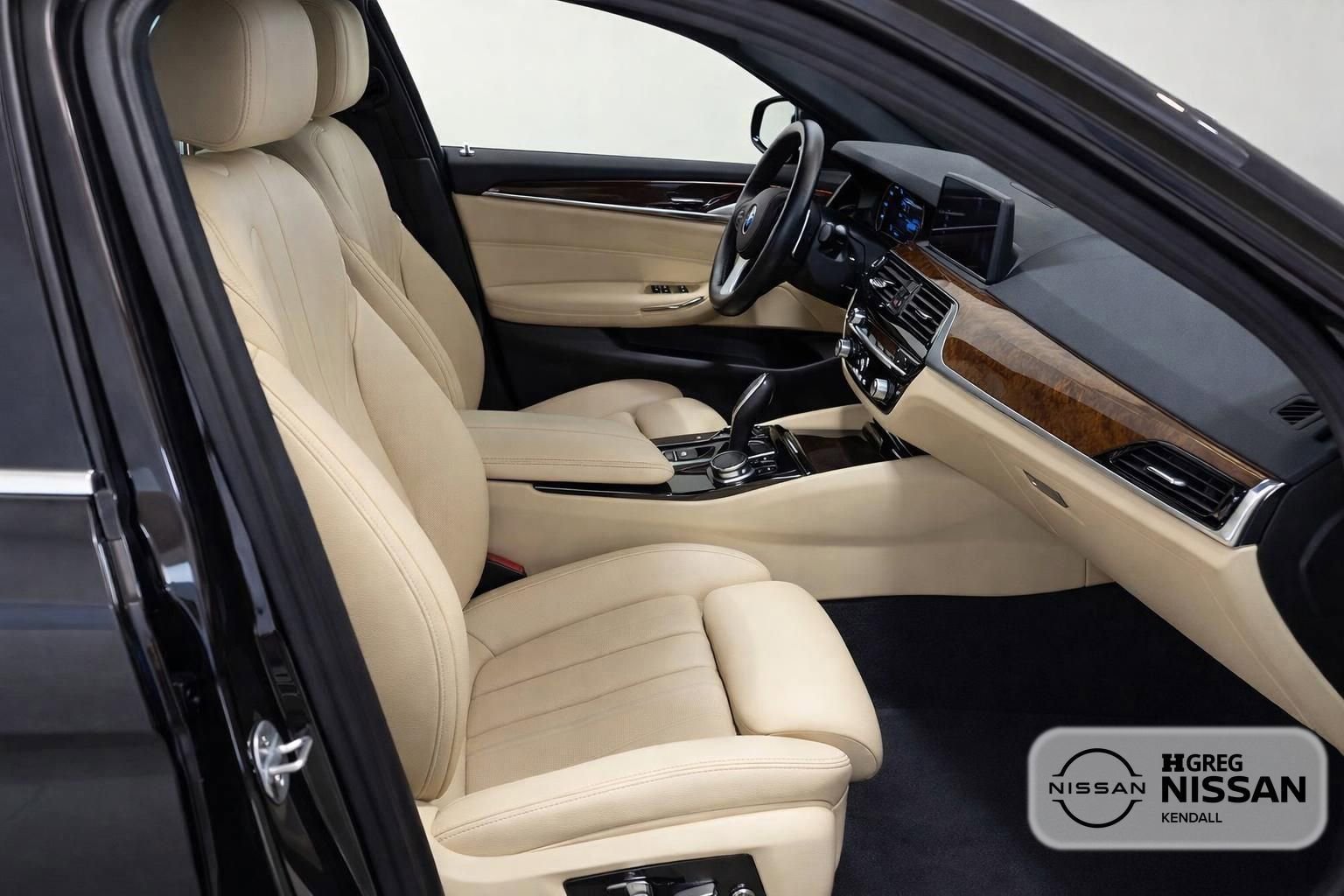 Used 2017 BMW 540i xDrive image 9